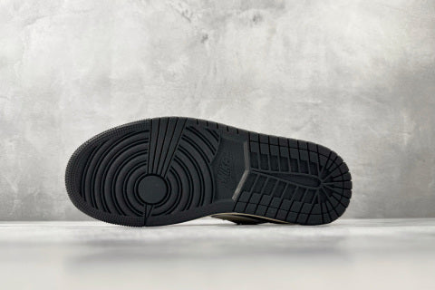 Nike Air Jordan 1 Low-top skate shoes Breathable, Non-Slip Casual Sports Shoes