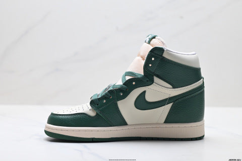 Nike Air Jordan 1 Retro sports shoes Breathable, Non-Slip High-Top Skate Shoes (Unisex)