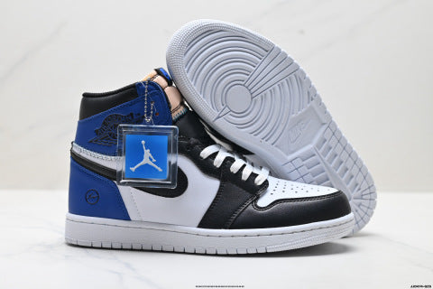 NIKE Air Jordan 1 Retro  High-top skate shoes Comfortable Casual Sneakers