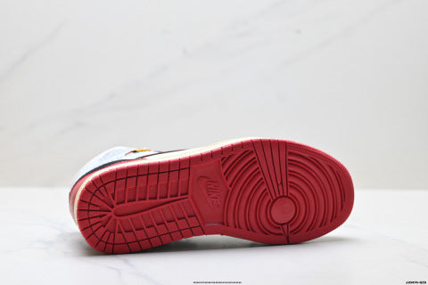 NIKE Air Jordan 1 Retro  Sneakers Comfortable and casual high-top sneakers for men and women