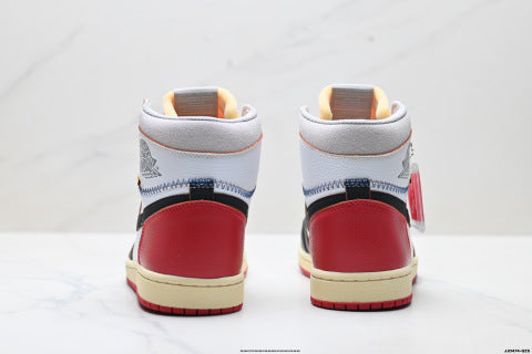 NIKE Air Jordan 1 Retro  Sneakers Comfortable and casual high-top sneakers for men and women