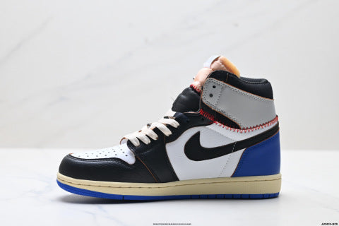 NIKE Air Jordan 1 Retro high-top sneakers Breathable, non-slip basketball shoes