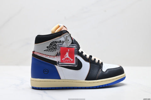 NIKE Air Jordan 1 Retro high-top sneakers Breathable, non-slip basketball shoes