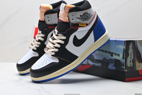 NIKE Air Jordan 1 Retro high-top sneakers Breathable, non-slip basketball shoes