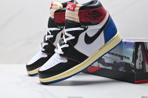 Nike Air Jordan 1 Retro basketball shoes Comfortable and versatile non-slip high-top skate shoes