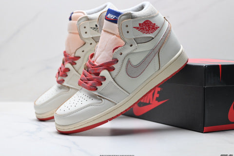 Nike Air Jordan 1 Retro Sports Shoes Breathable, non-slip, and wear-resistant high-top skate shoes.