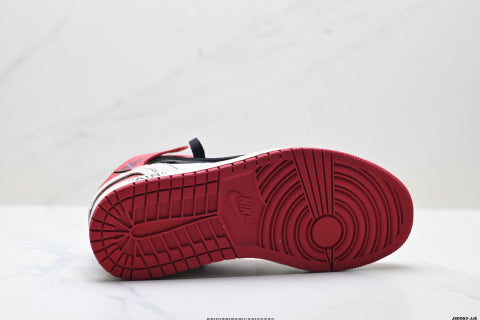 Off-White x Nike Air Jordan 1 Retro High-top skate shoes Non-slip basketball shoes for men and women