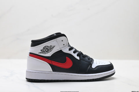 Nike Air Jordan 1 Retro Basketball shoes Classic retro-style mid-top casual sports sneakers
