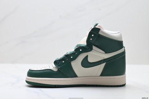 Nike Air Jordan 1 Retro high-top skate shoes Non-slip basketball shoes for men and women