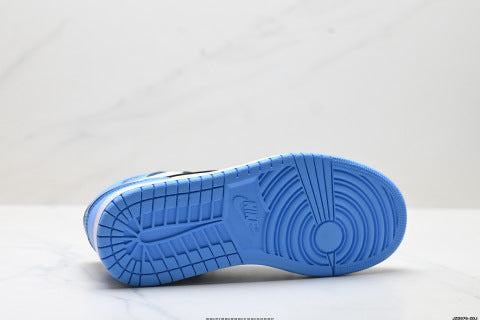 Nike Air Jordan 1 Retro basketball shoes Unisex Casual High-Top Skate Shoes