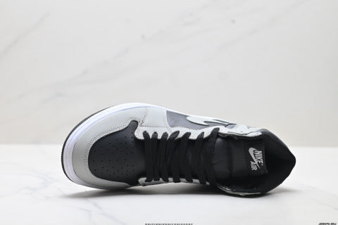Nike Air Jordan 1 Retro High-Top Skate Shoes Versatile casual sneakers