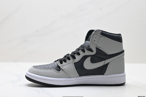 Nike Air Jordan 1 Retro High-Top Skate Shoes Versatile casual sneakers
