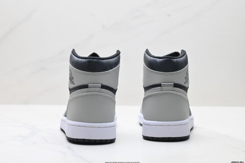 Nike Air Jordan 1 Retro High-Top Skate Shoes Versatile casual sneakers
