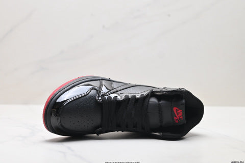 Nike Air Jordan 1 Retro sneakers Non-slip, wear-resistant basketball shoes (unisex)
