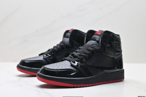 Nike Air Jordan 1 Retro sneakers Non-slip, wear-resistant basketball shoes (unisex)