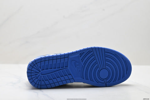 Nike Air Jordan 1 Retro sports shoes Comfortable and Casual Mid-Top Skate Shoes