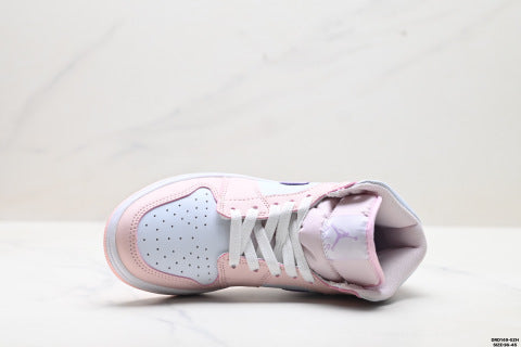 Nike Air Jordan 1 Retro Skate shoes Unisex Casual Sports Shoes (Couples' Style)