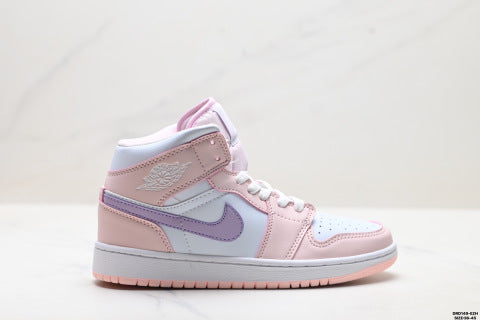 Nike Air Jordan 1 Retro Skate shoes Unisex Casual Sports Shoes (Couples' Style)
