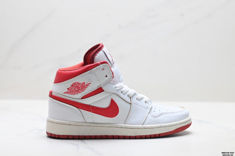 Nike Air Jordan 1 Retro sports shoes Unisex versatile mid-top sneakers