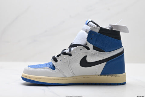 Nike Air Jordan 1 Retro High-top skate shoes Versatile, casual, and sporty basketball-style sneakers