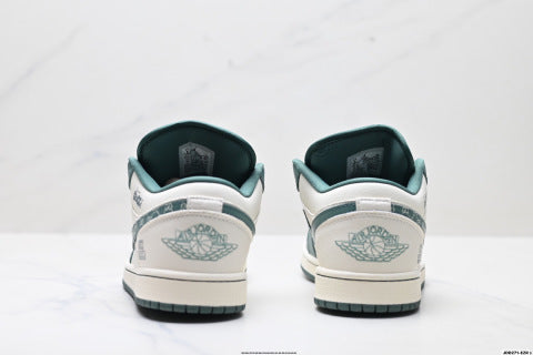 Nike Air Jordan 1 Low-top skate shoes Non-slip basketball shoes for men and women