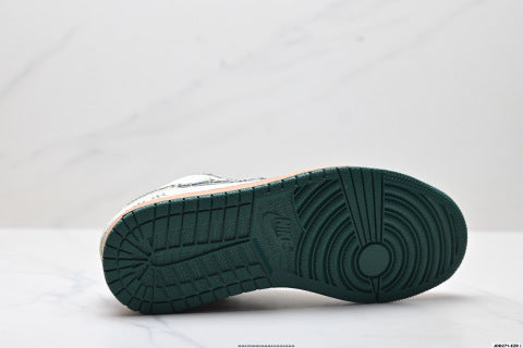 Nike Air Jordan 1 basketball shoes Comfortable casual sneakers