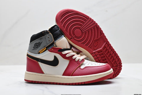 Nike Air Jordan 1 Retro basketball shoes Unisex Casual High-Top Skate Shoes
