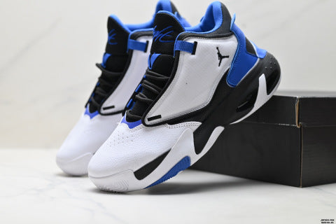 Nike jordan Max Aura 4 basketball shoes Shock-absorbing, non-slip, and wear-resistant sports shoes.
