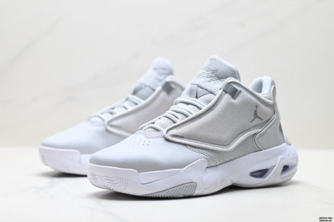 Nike jordan Max Aura 4 sneakers New shock-absorbing casual running shoes