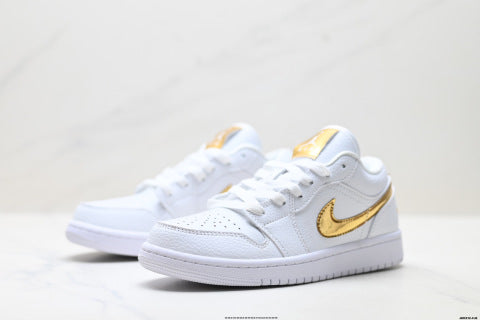 Nike Air Jordan 1 Skate shoes Comfortable Casual Sneakers for Men and Women