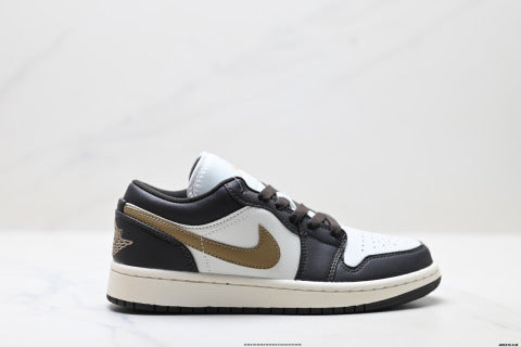 Nike Air Jordan 1 Low-top skate shoes Comfortable and casual sneakers