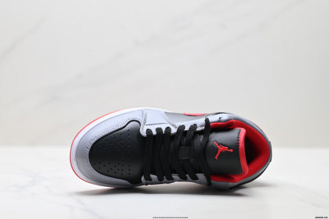 Nike Air Jordan 1  sneakers Non-slip basketball shoes for men and women