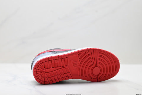 Nike Air Jordan 1  sneakers Non-slip basketball shoes for men and women