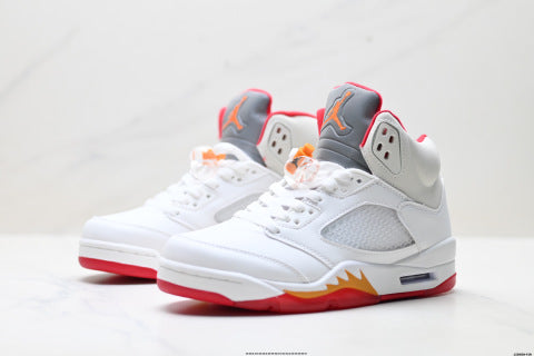 Nike Air Jordan 5 Retro basketball shoes Breathable and cushioned athletic shoes