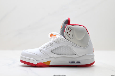 Nike Air Jordan 5 Retro basketball shoes Breathable and cushioned athletic shoes