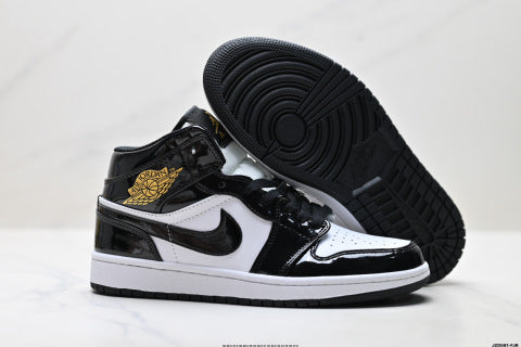 Nike Air Jordan 1 Retro sneakers Anti-slip basketball shoes for men and women
