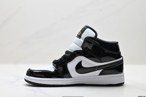 Nike Air Jordan 1 Retro sneakers Anti-slip basketball shoes for men and women