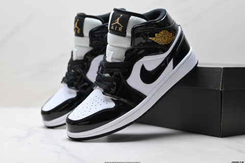 Nike Air Jordan 1 Retro sneakers Anti-slip basketball shoes for men and women