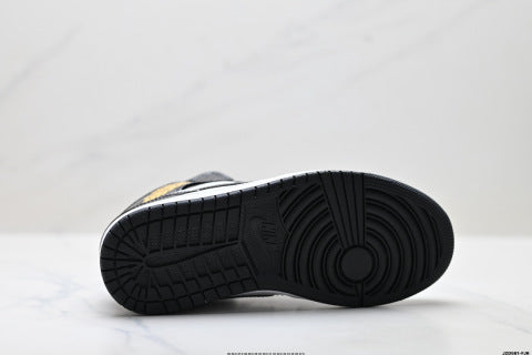 Nike Air Jordan 1 Retro sneakers Anti-slip basketball shoes for men and women