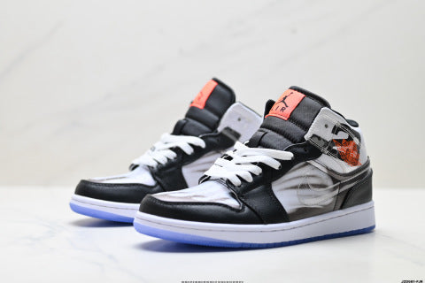 Nike Air Jordan 1 Retro sports shoes Anti-slip basketball shoes for men and women