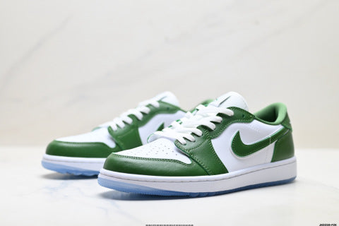 Nike Air Jordan 1 Retro sneakers Sneakers for comfort and casual wear