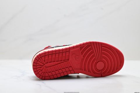 Nike Air Jordan 1 basketball shoes Comfortable and versatile sneakers for men and women