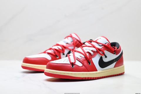 Nike Air Jordan 1 basketball shoes Comfortable and versatile sneakers for men and women