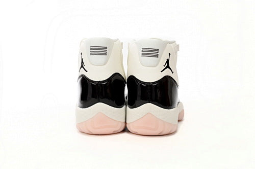 Nike Air Jordan 11 Sneakers Breathable, cushioned, comfortable, and non-slip basketball shoes for men and women.