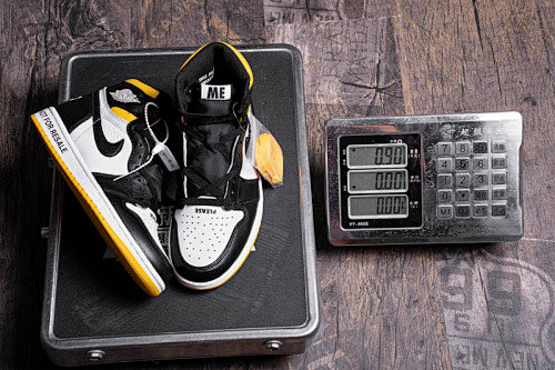 Nike Air Jordan 1 High-top skate shoes Breathable, Breathable, comfortable, and non-slip men's basketball shoes.