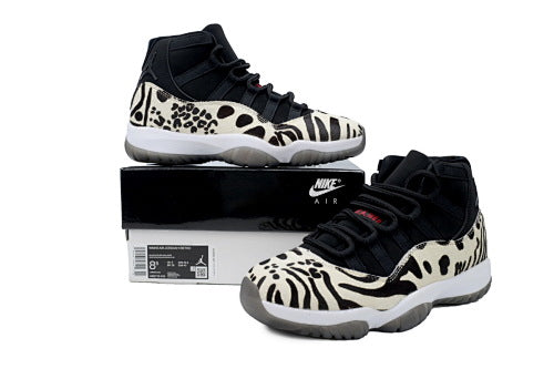 Nike Air Jordan 11 Retro basketball shoes Breathable, shock-absorbing, comfortable, and non-slip sports shoes.