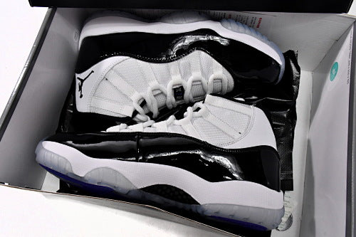 Nike Air Jordan 11 Retro basketball shoes Comfortable, versatile, non-slip sports shoes.