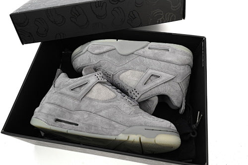 KAWS X Nike Air Jordan 4 Retro basketball shoes Cushioned casual sneakers for comfort.
