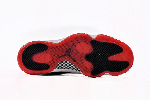 Nike Air Jordan 11 Retro sports shoes Breathable, shock-absorbing, non-slip, and durable basketball shoes.